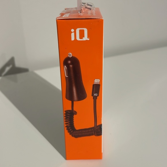 iQ Mobile Power Rapid In-Car Charger - Picture 4 of 6